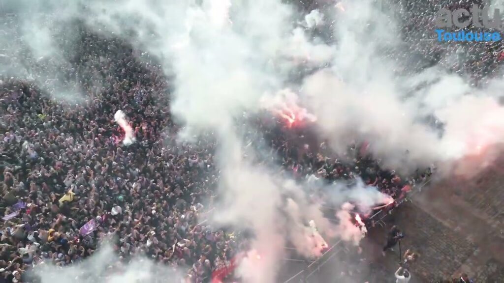 La magie du football : découvrez l’impact de la TFC Coupe de France sur la place du Capitole